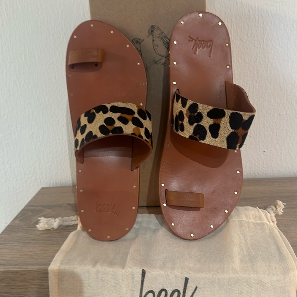 Beek Genuine leather with Leopard straps